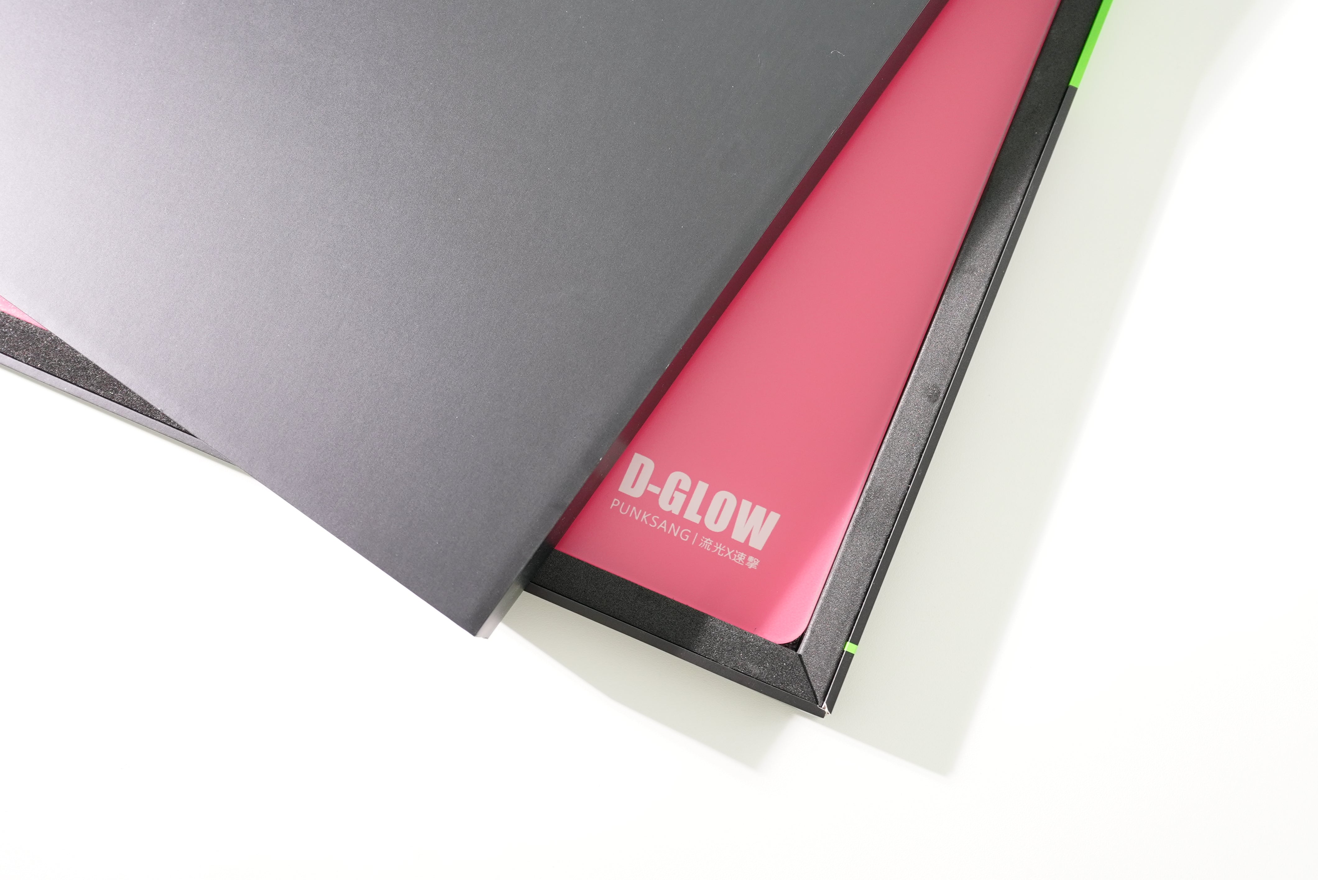 D-GLOW Fast RosePink [Glass Mouse Pad]